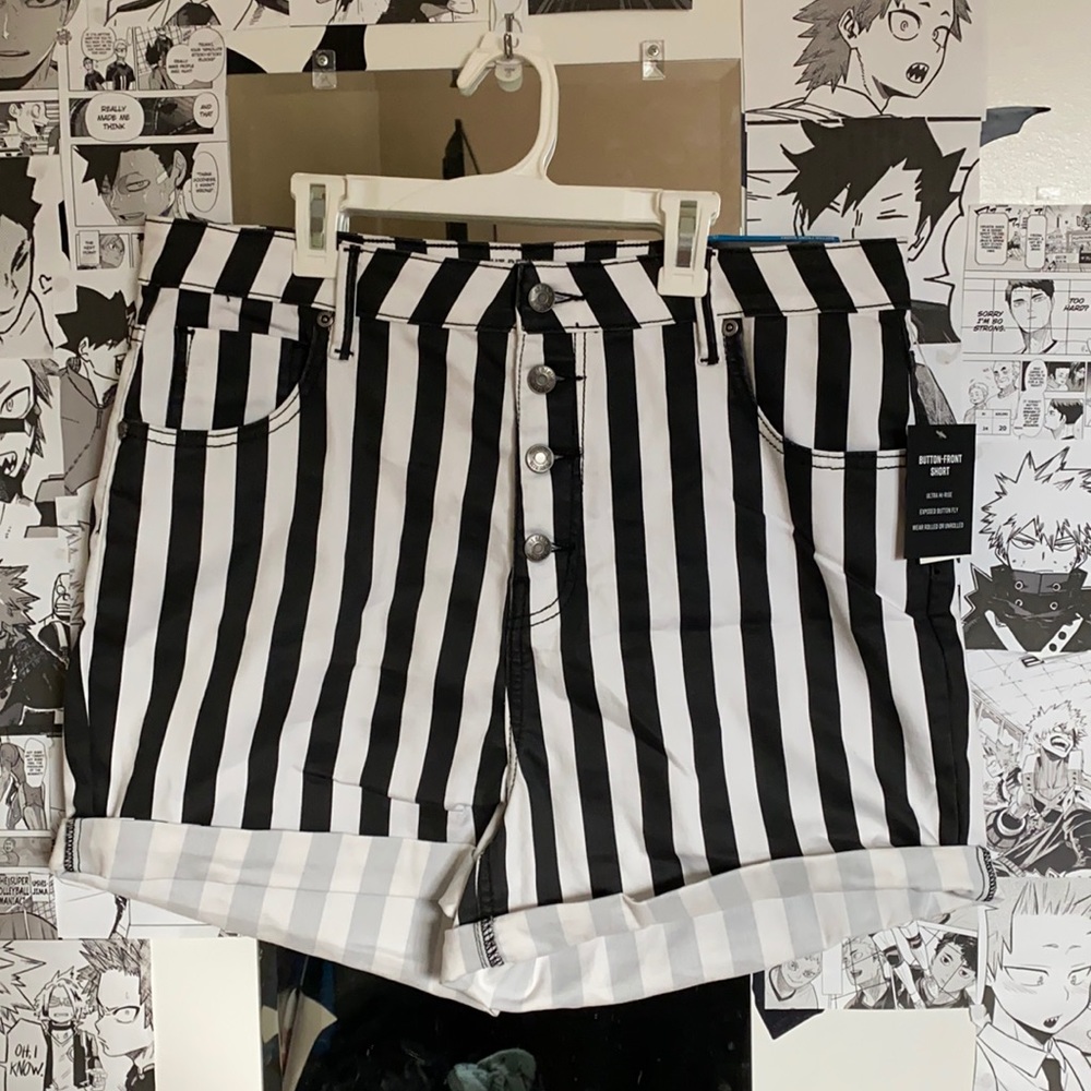 Hot Topic High Waisted Striped Shorts Size 15